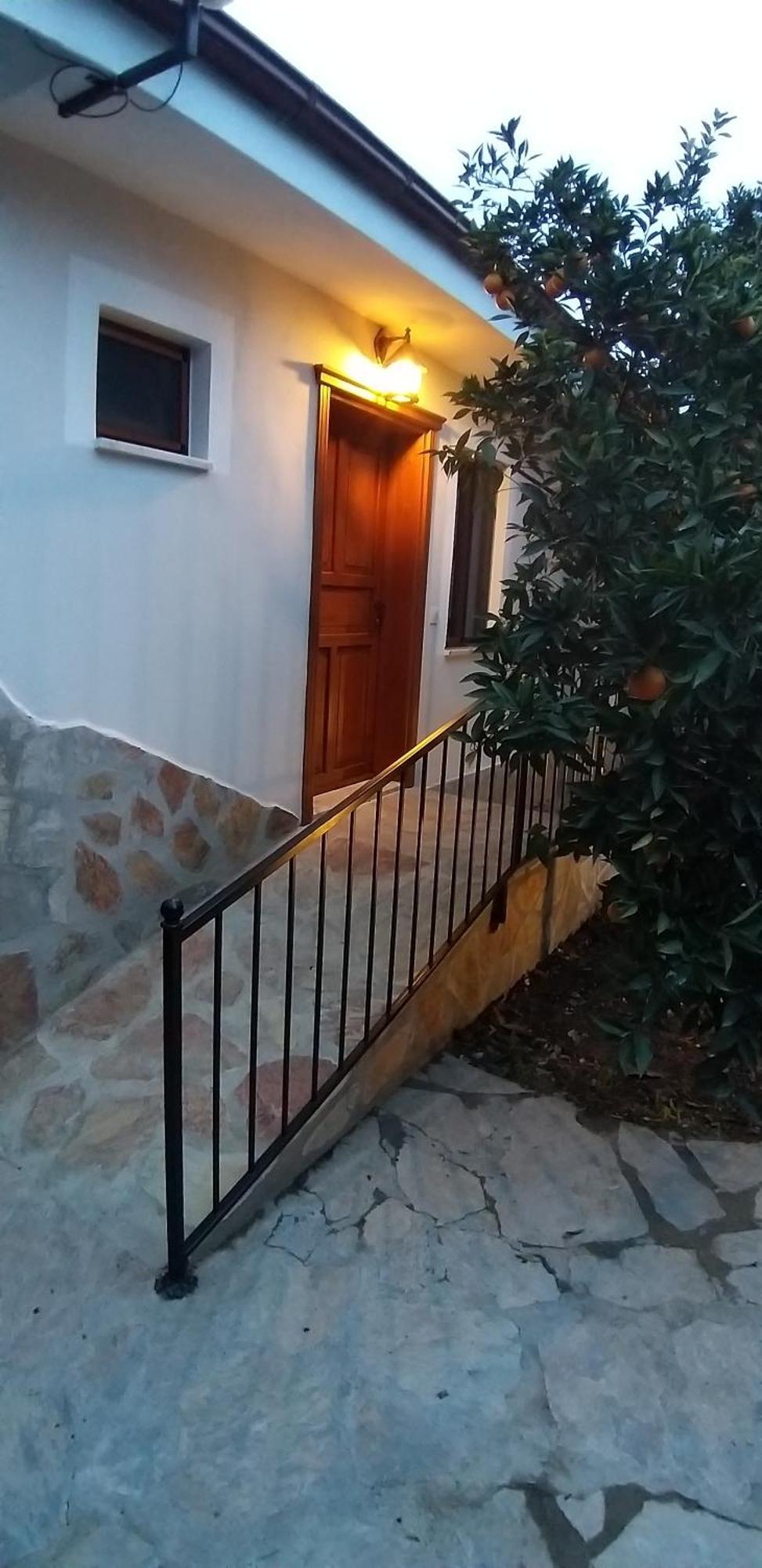 Lindos Pension 달리안 외부 사진